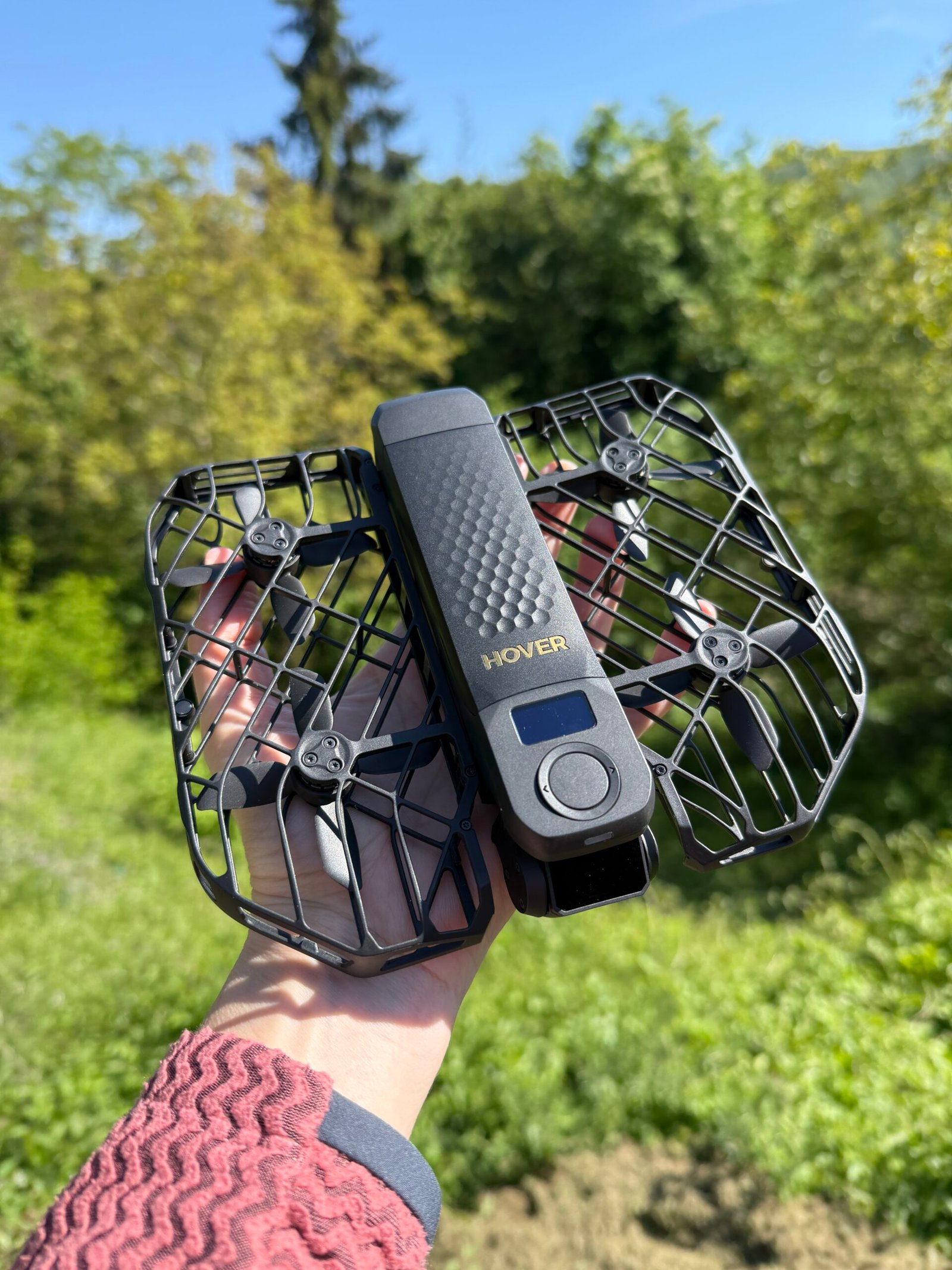 HoverAir x1 PROMAX drone tascabile follow me aperto